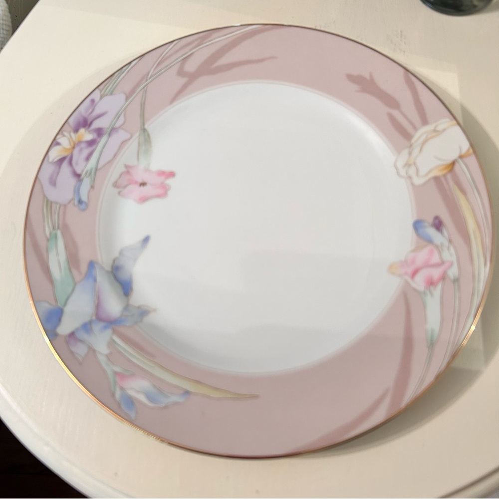 Mikasa Charisma Beige Pink Gold Trim Floral Iris Dinner 1 Plate (4 Avail)